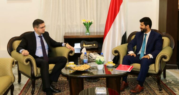 الوزير المفوض بسفارة اليمن بسوريا يلتقي القائم بأعمال السفارة الروسية