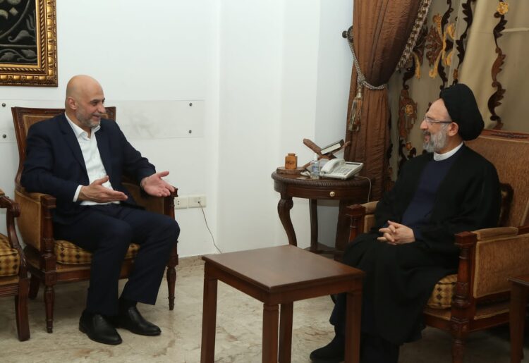 فضل الله يستقبل وفد مؤسسة الهادي ورئيس حزب الإصلاح 