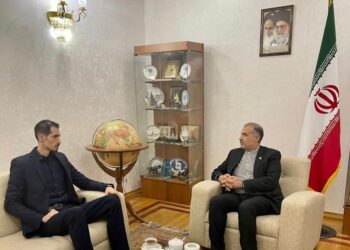 لقاء ودي في موسكو يجمع  أمير الجعفري و كاظم جلالي