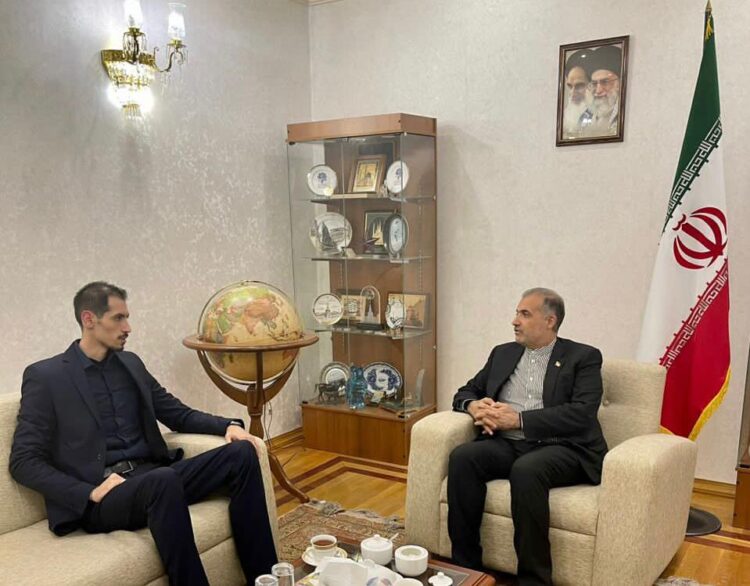 لقاء ودي في موسكو يجمع  أمير الجعفري و كاظم جلالي