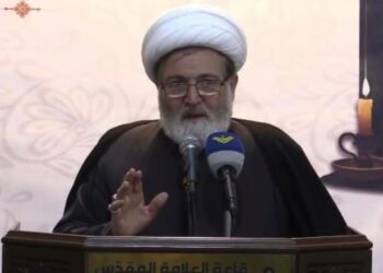 علماء ايرانيون يبتكرون طريقة لإنتاج أقمشة مضادة للبكتيريا