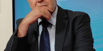 كلمات إلى كل طفلة سورية …