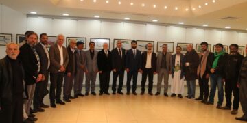 السفير اليمني بسوريا يفتتح معرض ” وحدة الساحات ‘ في دمشق 