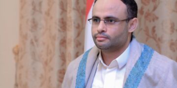 الرئيس المشاط يبارك رد المقاومة الفلسطينية ويؤكد تأييد اليمن لكل خيارات الردع