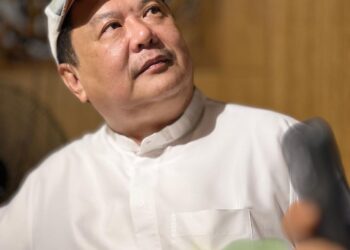 التيك توكر “لي خليجي ” “leekhaleeji” صيني يتحدث العربية في فيلم اماراتي قريباً