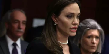 اتهمت زعماء العالم بالتواطؤ.. أنجلينا جولي: غزة تتحول إلى مقبرة جماعية